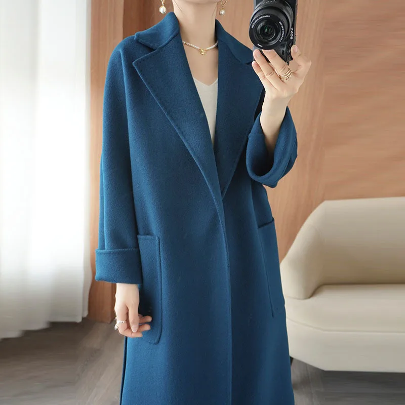 2023 New Wool Double Sided WOOL Woolen Coat Women's Mid Length Suit Collar Slim Fit Waistband Wool Coat Wool Coats for Women
2023 New Wool Double Sided WOOL Woolen Coat Women's Mid Length Suit Collar Slim Fit Waistband Wool Coat Wool Coats for Women