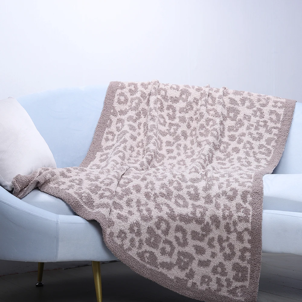 Soft Comfortable Plush Wool Blanket Leopard Print Fleece Blankets Sofa Bed Winter Warm Flannel Luxury Faux Fur Blanket Cover
Soft Comfortable Plush Wool Blanket Leopard Print Fleece Blankets Sofa Bed Winter Warm Flannel Luxury Faux Fur Blanket Cover