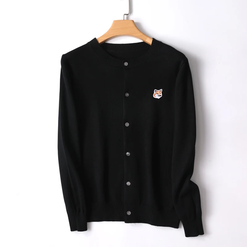 Fox Applique Embroidered Sweater Cardigan for Men and Women 2022 Autumn Winter Fashion Sweater Cardigan Knitted Sweater Coat
Fox Applique Embroidered Sweater Cardigan for Men and Women 2022 Autumn Winter Fashion Sweater Cardigan Knitted Sweater Coat