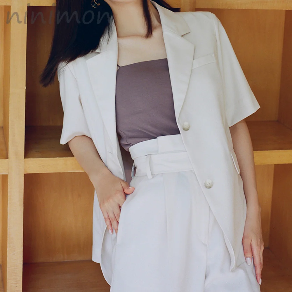 NINIMON Women Short Sleeve Suit Blazer and With Belt Drape High Waist Wide Leg Shorts Set Simple Elegant Single Breasted Blazer
NINIMON Women Short Sleeve Suit Blazer and With Belt Drape High Waist Wide Leg Shorts Set Simple Elegant Single Breasted Blazer