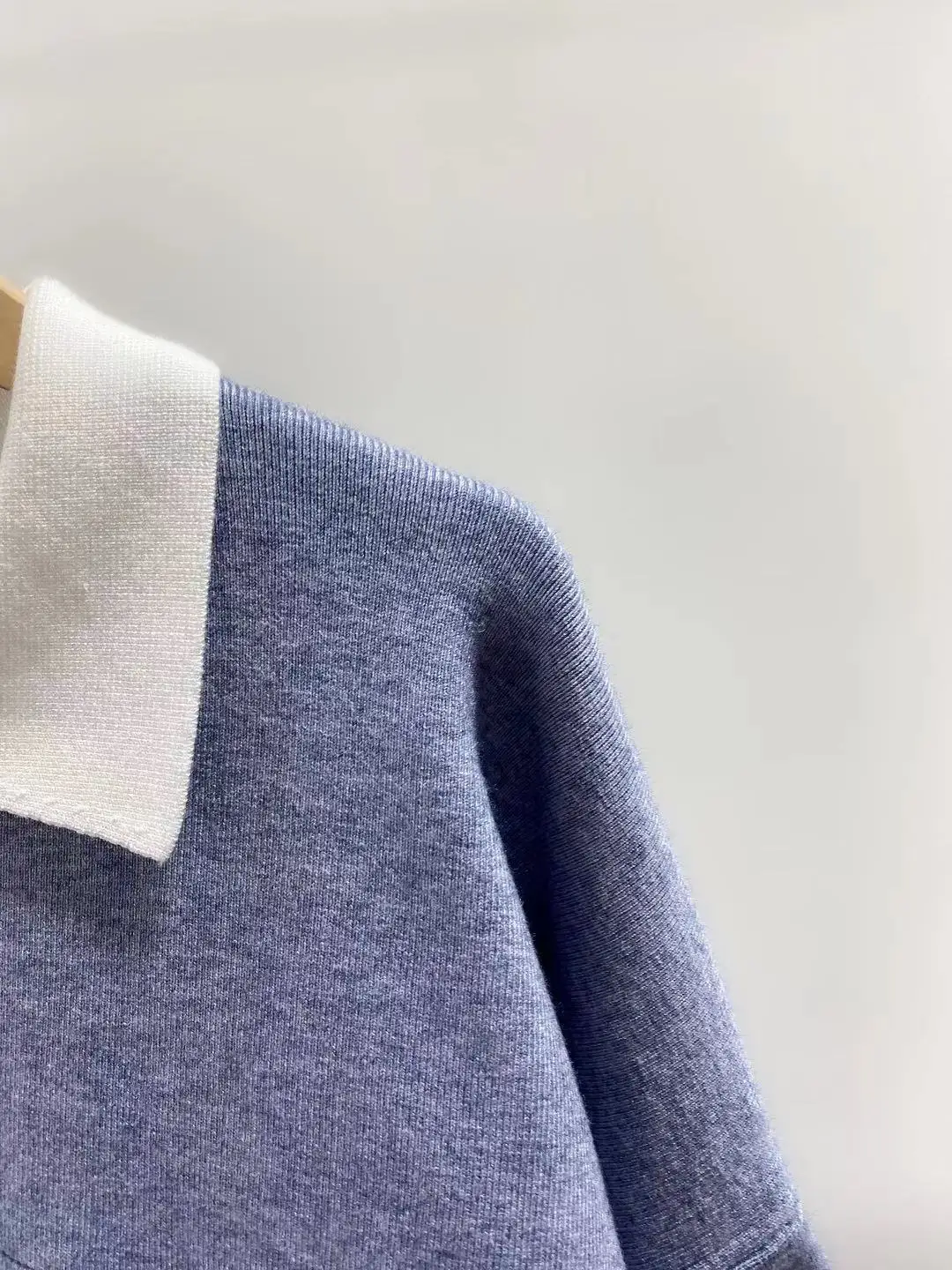 Women's Sweater Turn-down Collar Patchwork Knitted Cardigan Single Breasted Long Sleeve Coat Knitwear Preppy Style
Women's Sweater Turn-down Collar Patchwork Knitted Cardigan Single Breasted Long Sleeve Coat Knitwear Preppy Style