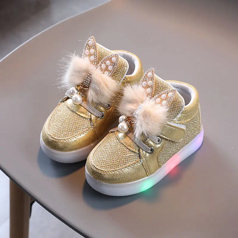 Size 21-30 Children LED Sneakers Kids Shoes For Girls Iridescent Glowing Cartoon Sneakers Casual High Top Baby Shoes Rubber Sole
Size 21-30 Children LED Sneakers Kids Shoes For Girls Iridescent Glowing Cartoon Sneakers Casual High Top Baby Shoes Rubber Sole