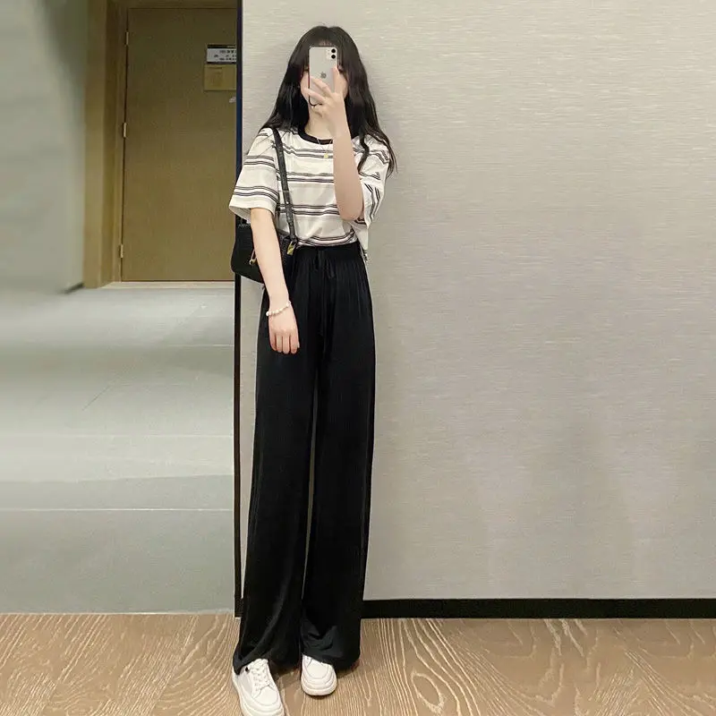 2022 Women's Summer New Students Suits Female Short Sleeve Striped Tops and Wide Leg Pants Ladies Sports Two-piece Sets O123
2022 Women's Summer New Students Suits Female Short Sleeve Striped Tops and Wide Leg Pants Ladies Sports Two-piece Sets O123