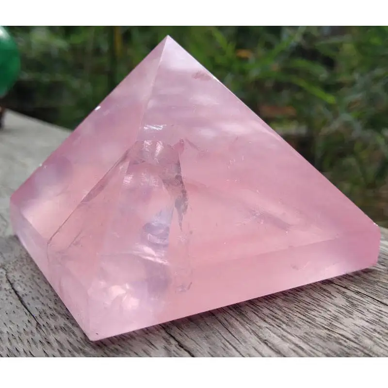 Резная вручную 4 см пирамиды из натурального розового кварца для украшения дома 
Резная вручную 4 см пирамиды из натурального розового кварца для украшения дома