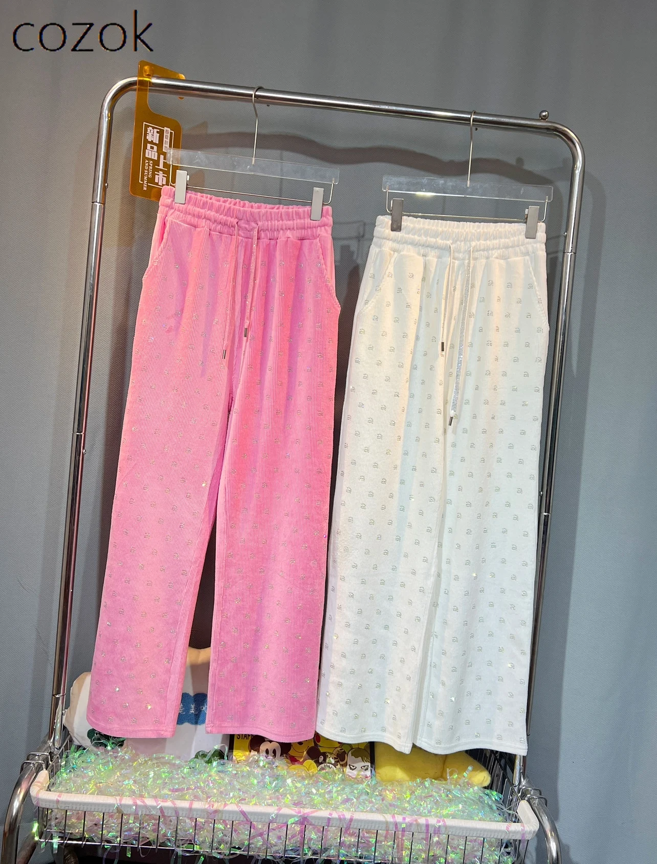 European Station Trousers Autumn New Fashion Wide Leg Pants Hot Drilling Trousers Elastic High Waist Slim Straight Mopping Pants
European Station Trousers Autumn New Fashion Wide Leg Pants Hot Drilling Trousers Elastic High Waist Slim Straight Mopping Pants