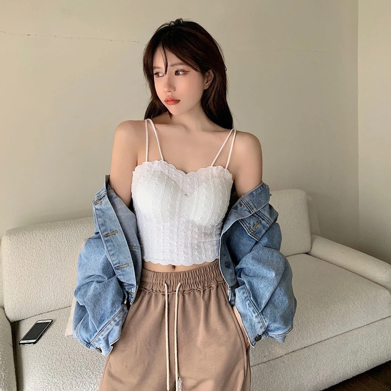 New Lace Beautiful Back Sexy Bottoming Underwear Female Suspenders Lace Latex Vest-style Tube Top Bra Women Underwear
New Lace Beautiful Back Sexy Bottoming Underwear Female Suspenders Lace Latex Vest-style Tube Top Bra Women Underwear