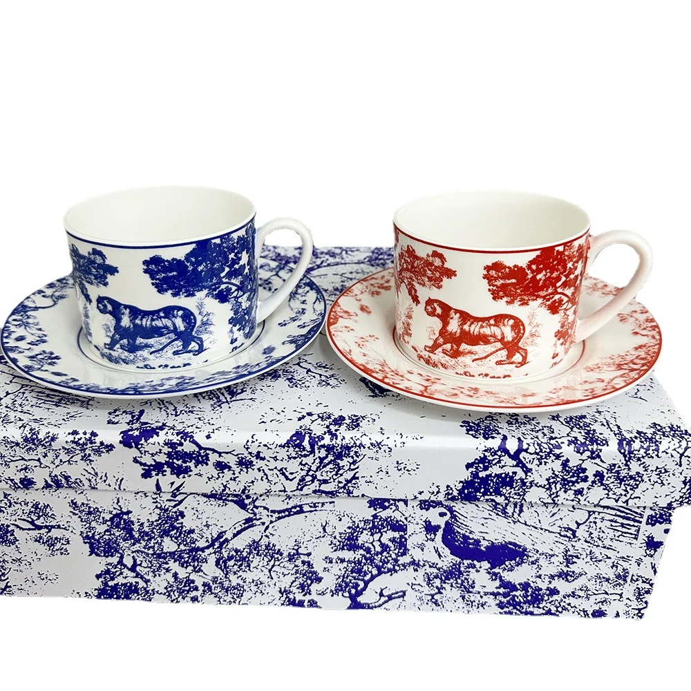 2023 Nordic Design Bone China Coffee Cups and Saucers Tableware Coffee Plates Dishes Afternoon Tea Coffee Drinkware
2023 Nordic Design Bone China Coffee Cups and Saucers Tableware Coffee Plates Dishes Afternoon Tea Coffee Drinkware