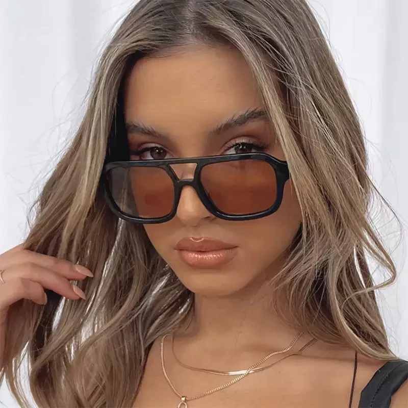 New Vintage Oval Sunglasses Women Brand Designer Double Bridges Sun Glasses Female Square Retro Lady Eyewear UV400 Oculos De Sol
New Vintage Oval Sunglasses Women Brand Designer Double Bridges Sun Glasses Female Square Retro Lady Eyewear UV400 Oculos De Sol