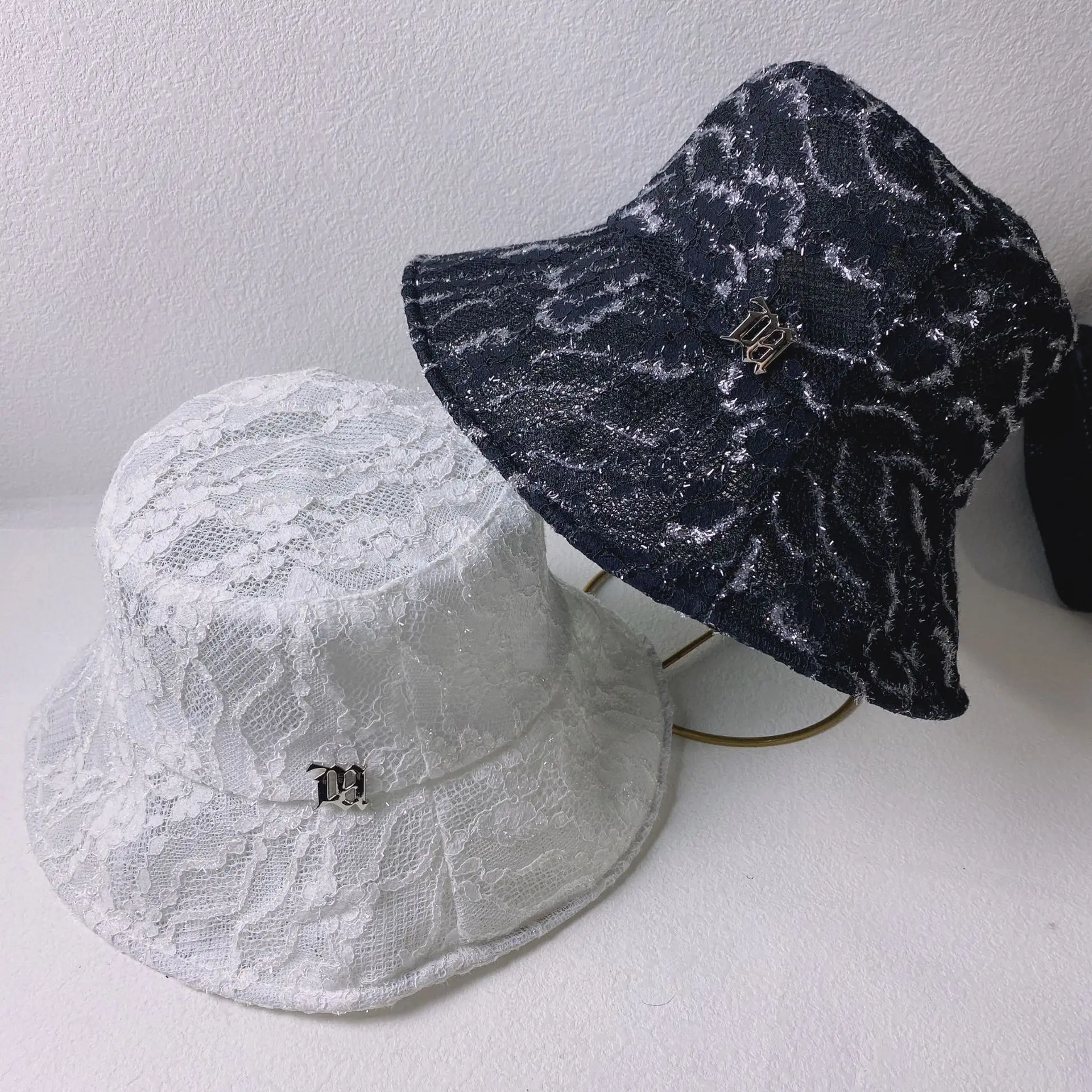 Летняя кружевная яркая Рыбацкая шапка с цветочным принтом, Красная тонкая дышащая Солнцезащитная дорожная шляпа от солнца
Летняя кружевная яркая Рыбацкая шапка с цветочным принтом, Красная тонкая дышащая Солнцезащитная дорожная шляпа от солнца