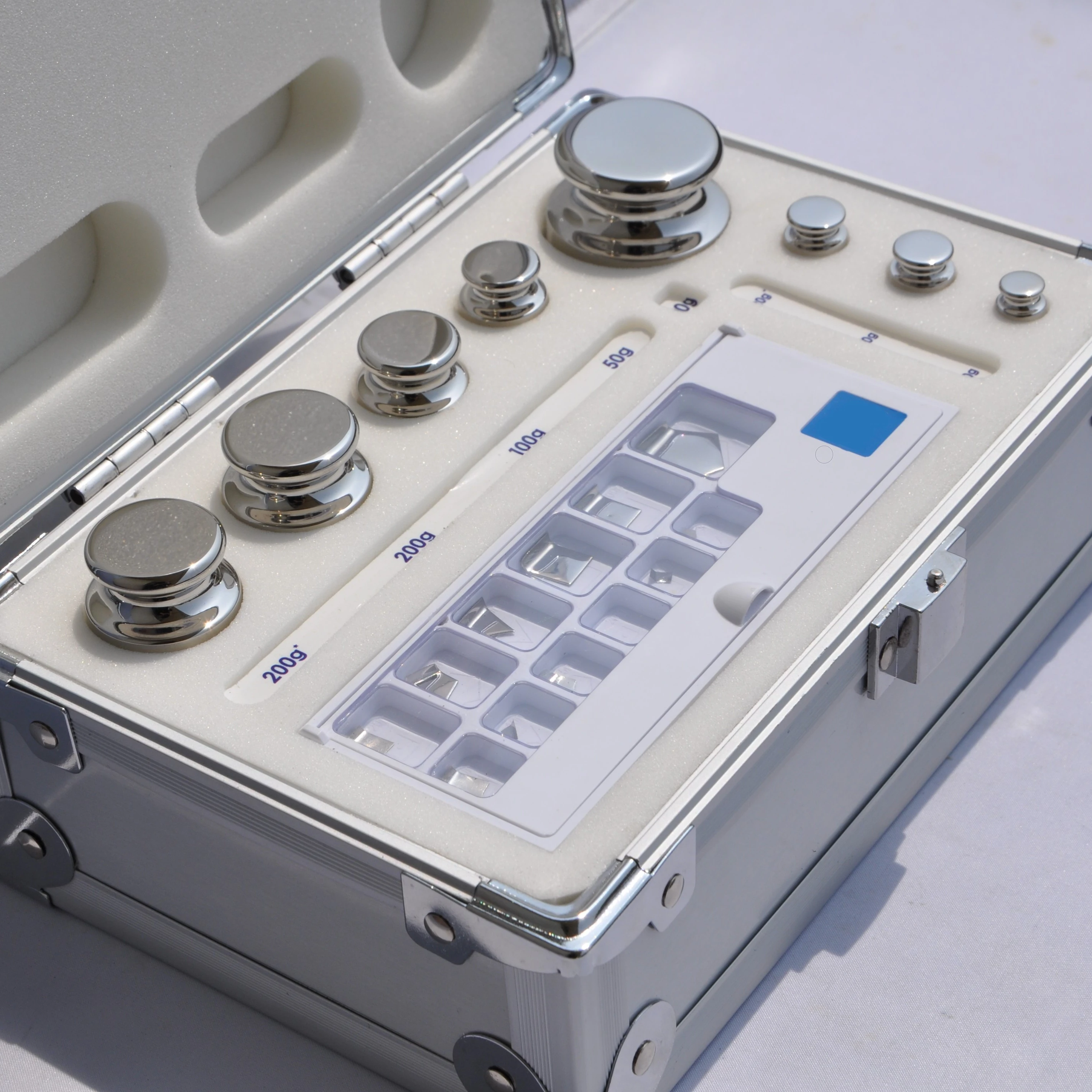 Lab Balance Scale 316 Stainless Steel Test E2 Class 1mg-100g 200g 500g 1kg Standard Calibration Weights Set
Lab Balance Scale 316 Stainless Steel Test E2 Class 1mg-100g 200g 500g 1kg Standard Calibration Weights Set
