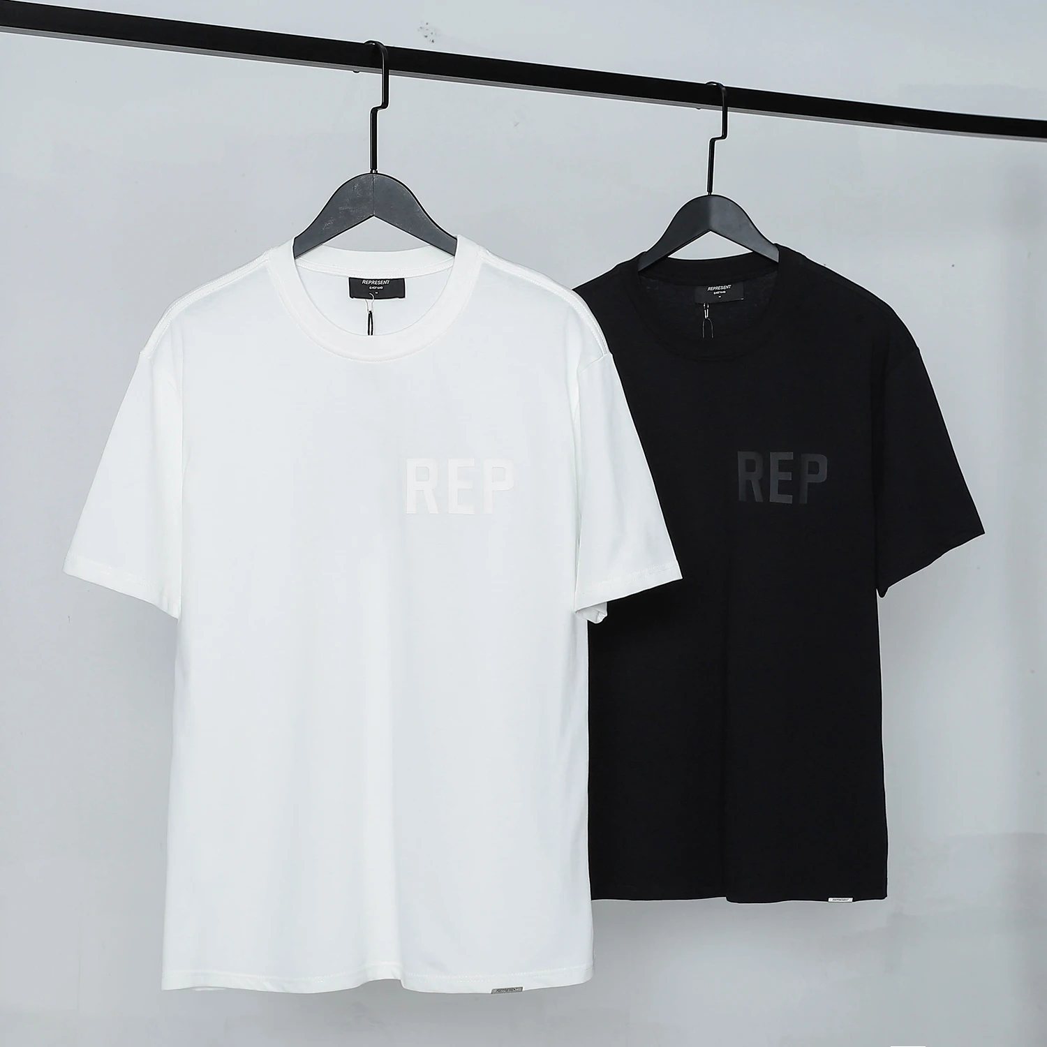 2023 Latest Fashion Summer REPRESENTS Classic Men's Short Sleeve Oversized Loose T-Shirt Casual Fashion T-Shirt
2023 Latest Fashion Summer REPRESENTS Classic Men's Short Sleeve Oversized Loose T-Shirt Casual Fashion T-Shirt