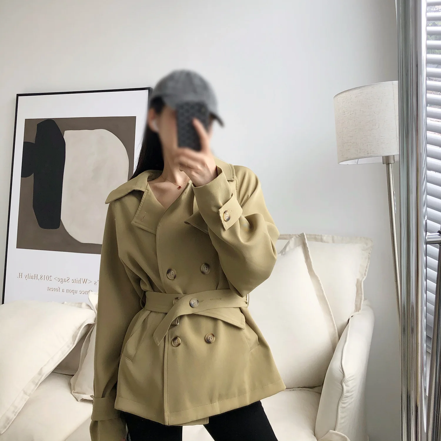 female trench coat fashion belt double breasted autumn windbreaker women solid color wild casual short coat new
female trench coat fashion belt double breasted autumn windbreaker women solid color wild casual short coat new