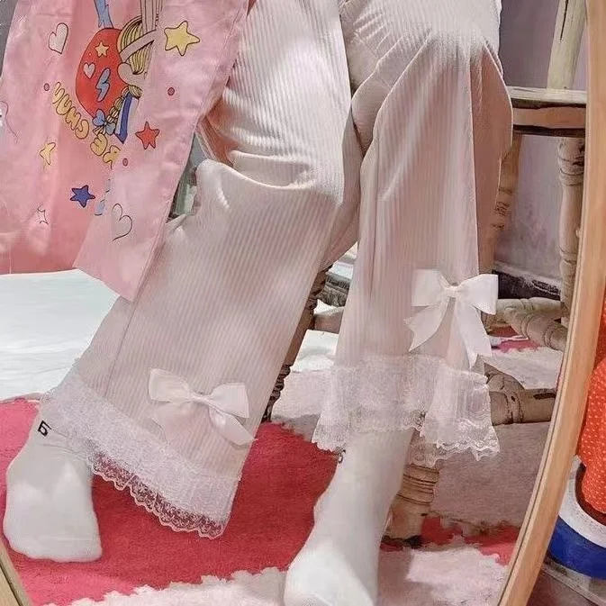 Japanese Lolita Women's Kawaii High Waist Corduroy Casual Pants Sweet Bow Lace Wide Leg Pants Girly Clothing Loose Cute Trousers
Japanese Lolita Women's Kawaii High Waist Corduroy Casual Pants Sweet Bow Lace Wide Leg Pants Girly Clothing Loose Cute Trousers