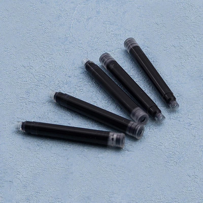 Чернильные картриджи JinHao для перьевой ручки L21B, 5 шт., черные/синие стержни для письма
Чернильные картриджи JinHao для перьевой ручки L21B, 5 шт., черные/синие стержни для письма