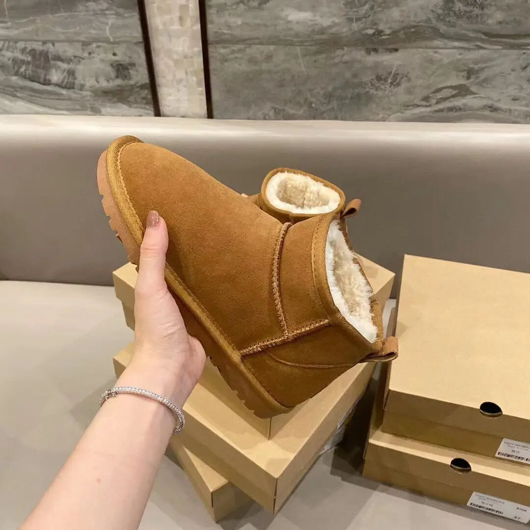 New Arrival Genuine Leather Australia Classic Women Mini Snow Boots Women's Cow Leather Ankle Boots Winter Women Shoes
New Arrival Genuine Leather Australia Classic Women Mini Snow Boots Women's Cow Leather Ankle Boots Winter Women Shoes