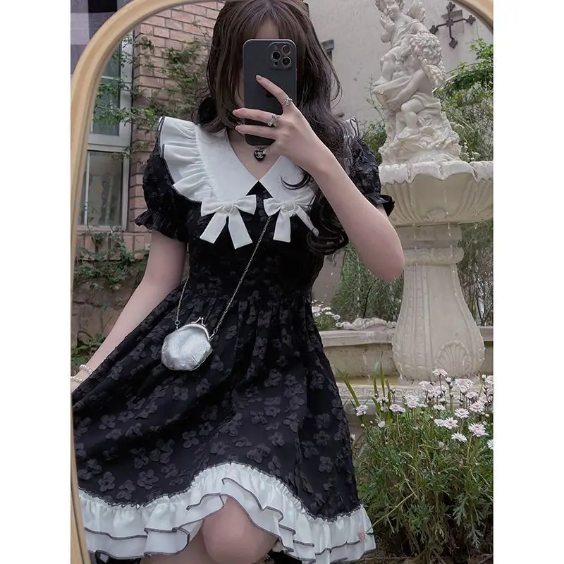 Японская маленькая черная юбка с кукольным воротником Pengpeng юбка в академическом стиле юбка принцессы чайная юбка для девушек платье с рукавами-пузырями 
Японская маленькая черная юбка с кукольным воротником Pengpeng юбка в академическом стиле юбка принцессы чайная юбка для девушек платье с рукавами-пузырями