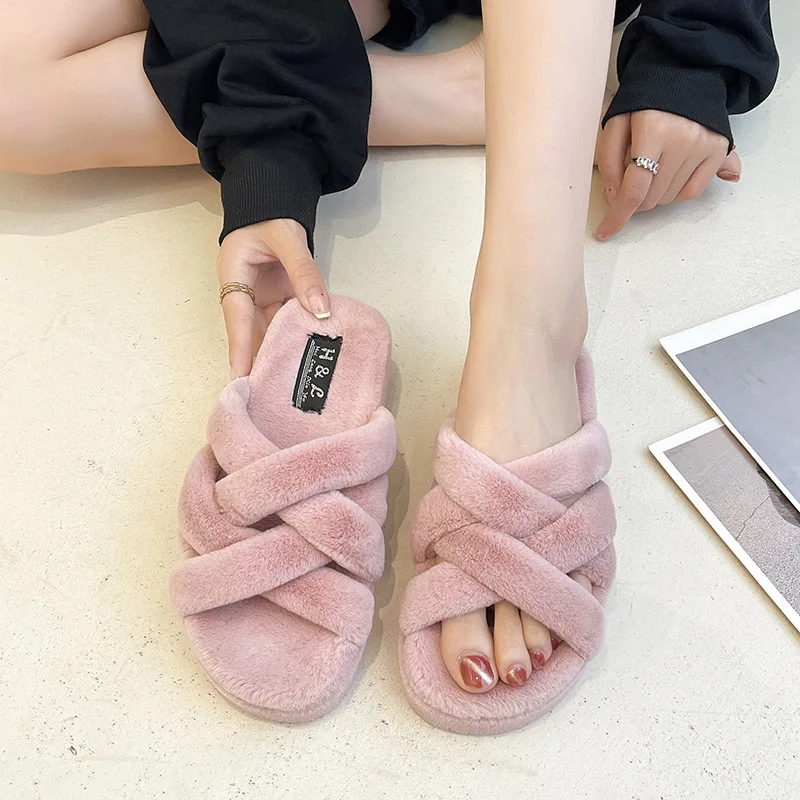 Shoes Women Slippers Summer Fur Flip Flops Slides Low Pantofle Loafers Platform Soft Plush 2022 Flat Basic Cotton Fabric Rome S
Shoes Women Slippers Summer Fur Flip Flops Slides Low Pantofle Loafers Platform Soft Plush 2022 Flat Basic Cotton Fabric Rome S