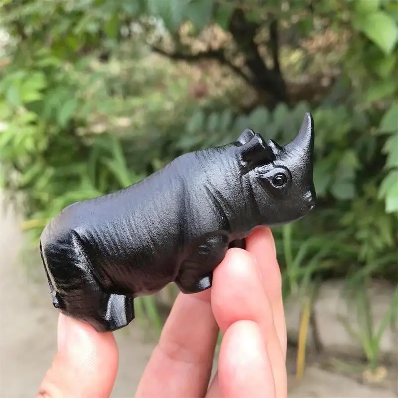 Natural Black Obsidian Rhino Carved Rock Crystal Healing Powerful Rhinoceros Statue For Gift Office Decoration 1pcs
Natural Black Obsidian Rhino Carved Rock Crystal Healing Powerful Rhinoceros Statue For Gift Office Decoration 1pcs