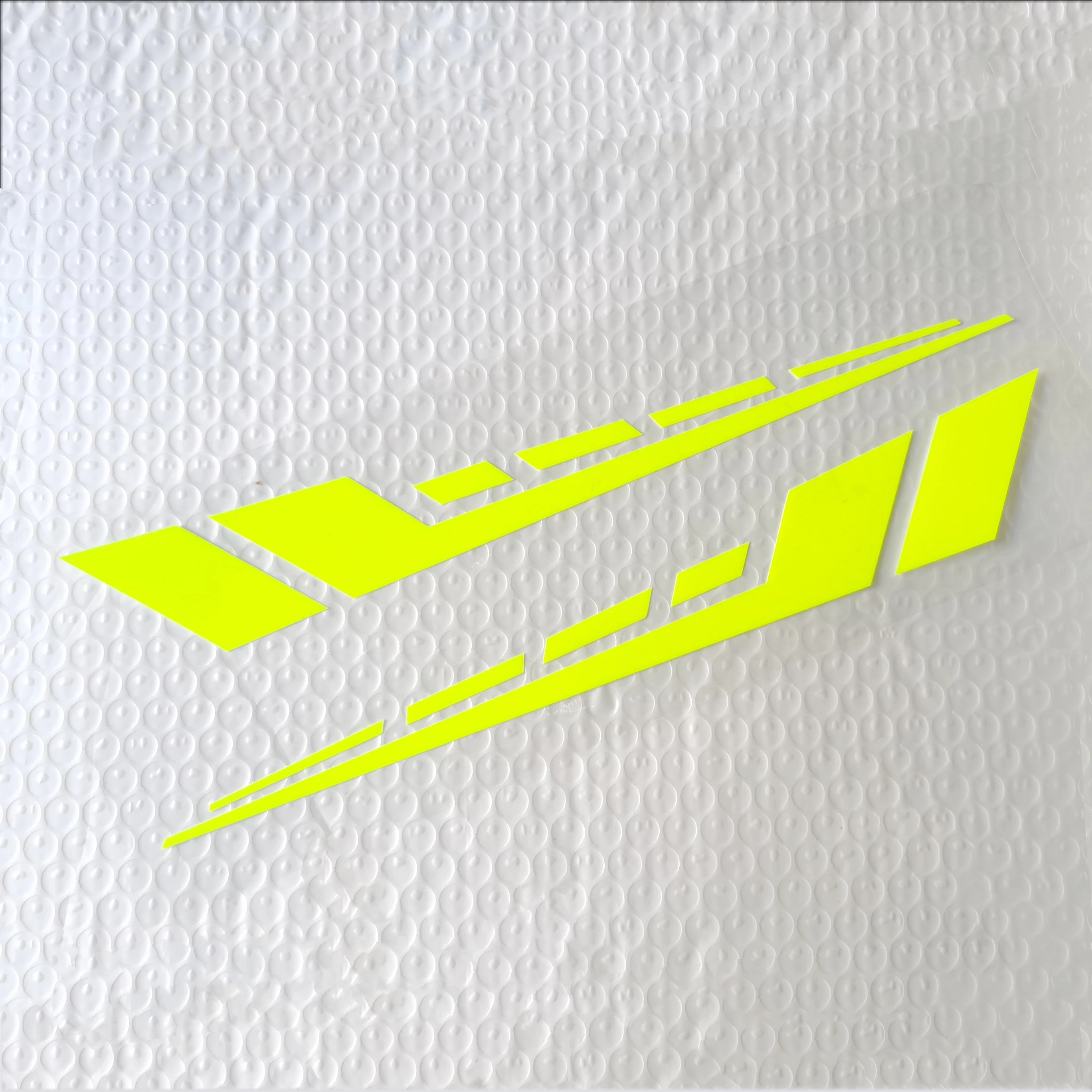 Расческа на переднее крыло мотоцикла, универсальные наклейки на корпус двигателя, светоотражающая водонепроницаемая наклейка для Yamaha R1 R3 Mt07 Mt09
Расческа на переднее крыло мотоцикла, универсальные наклейки на корпус двигателя, светоотражающая водонепроницаемая наклейка для Yamaha R1 R3 Mt07 Mt09