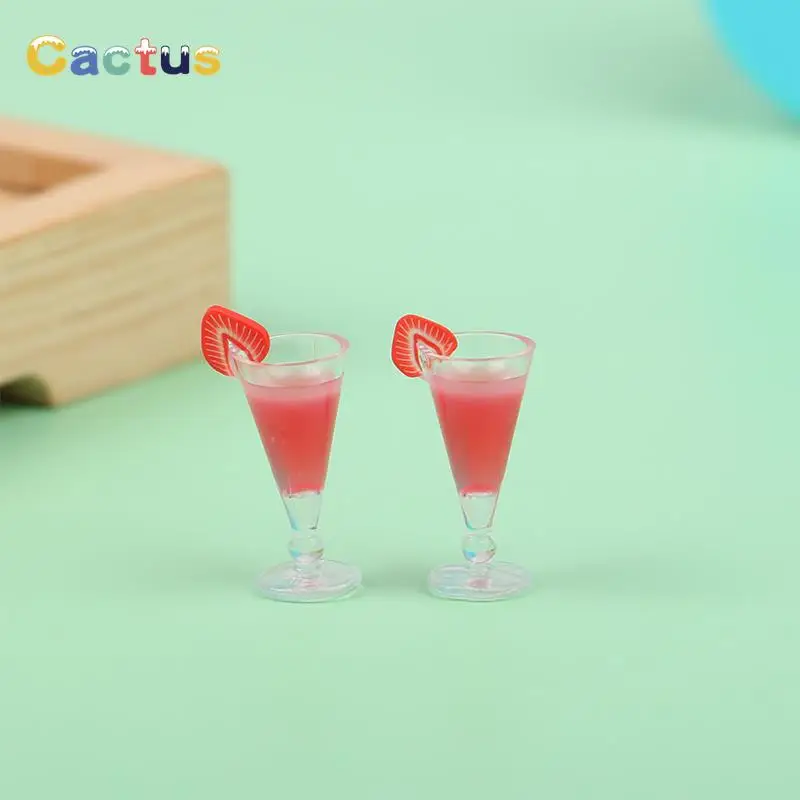 Миниатюрная модель для кукольного домика 2 шт., аксессуары «сделай сам» для имитации клубничного сока, реквизит для сцены
Миниатюрная модель для кукольного домика 2 шт., аксессуары «сделай сам» для имитации клубничного сока, реквизит для сцены