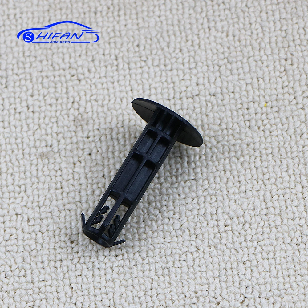 31380978 31368242 клипса для крышки автомобильного двигателя короткая + длинная для VOLVO S60 V60 S80 S90 V40 V60 V70 V90 XC60 XC70 XC90
31380978 31368242 клипса для крышки автомобильного двигателя короткая + длинная для VOLVO S60 V60 S80 S90 V40 V60 V70 V90 XC60 XC70 XC90