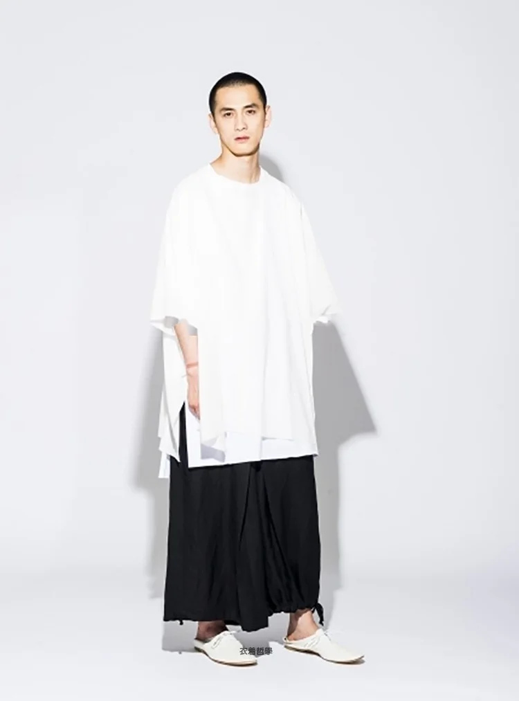 Футболка с коротким рукавом для мужчин, свободный стиль, повседневная одежда, костюм певицы, большие размеры, лето
Футболка с коротким рукавом для мужчин, свободный стиль, повседневная одежда, костюм певицы, большие размеры, лето