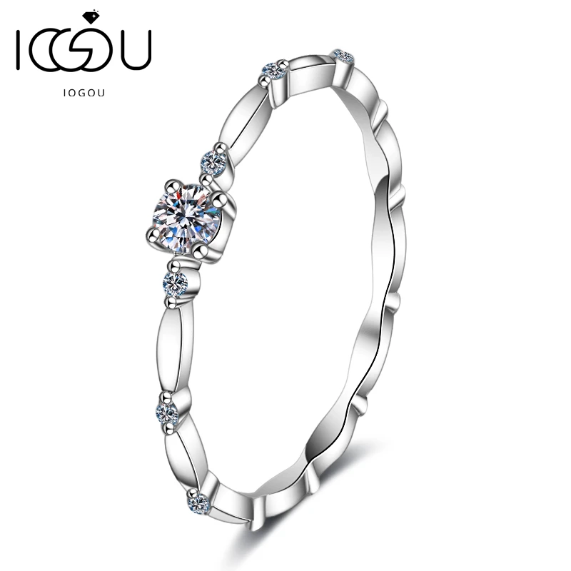 IOGOU 0.1ct 925 Sterling Silver White Gold Plated Round Cut D Color Moissanite Thin Arm Fashion Ring For Women Girls Gift
IOGOU 0.1ct 925 Sterling Silver White Gold Plated Round Cut D Color Moissanite Thin Arm Fashion Ring For Women Girls Gift