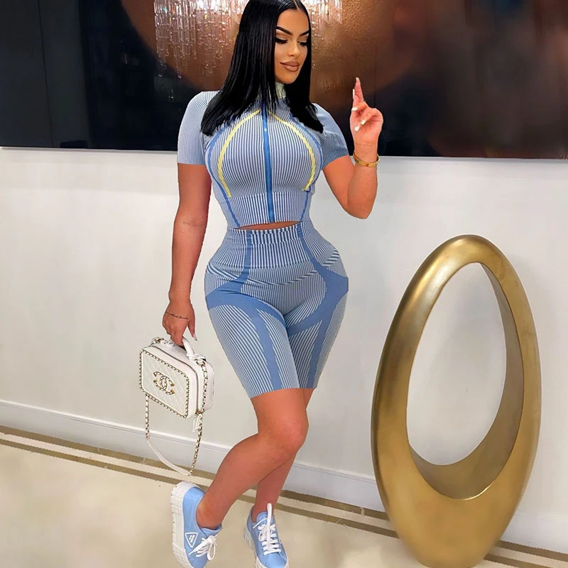 Y2K Women Short Sets 2023 Summer Zipper Front Short Sleeve Crop Sweatshirt And High Waist Skinny Shorts Casual 2pcs Matching Set
Y2K Women Short Sets 2023 Summer Zipper Front Short Sleeve Crop Sweatshirt And High Waist Skinny Shorts Casual 2pcs Matching Set