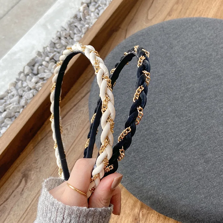 Simple temperament hair hoop women go out personality headwear net red face hair card head hoop sen department hair accessories
Simple temperament hair hoop women go out personality headwear net red face hair card head hoop sen department hair accessories