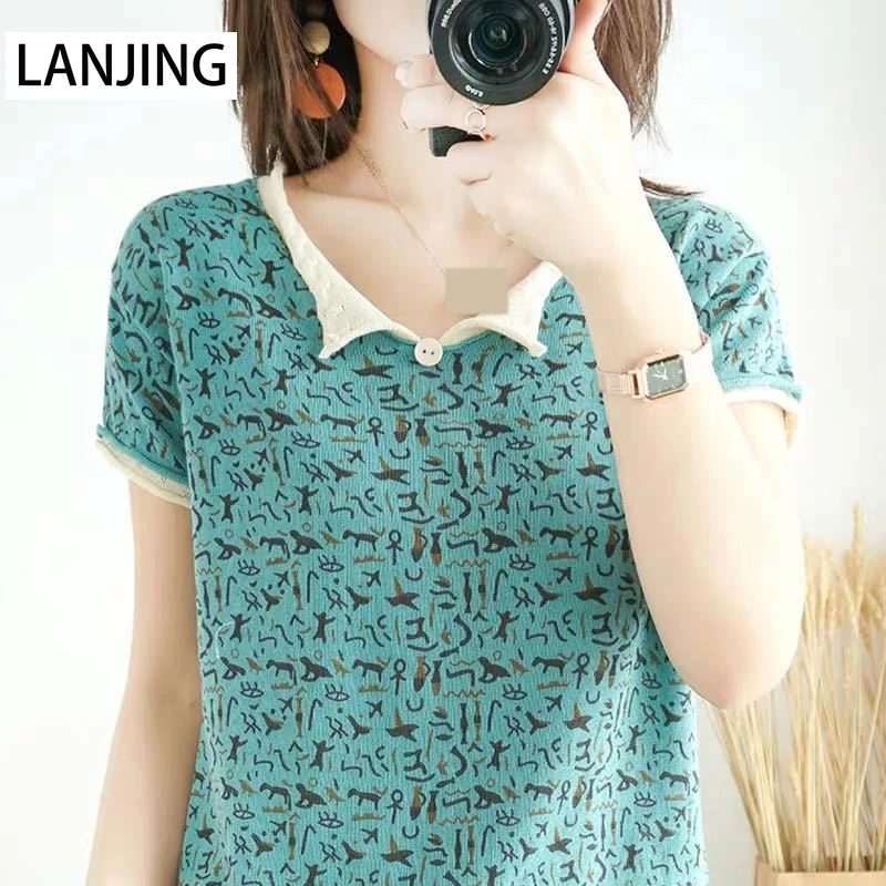 New summer cotton knitted short-sleeved women's v-neck loose large size half-sleeved casual printed T-shirt thin top
New summer cotton knitted short-sleeved women's v-neck loose large size half-sleeved casual printed T-shirt thin top