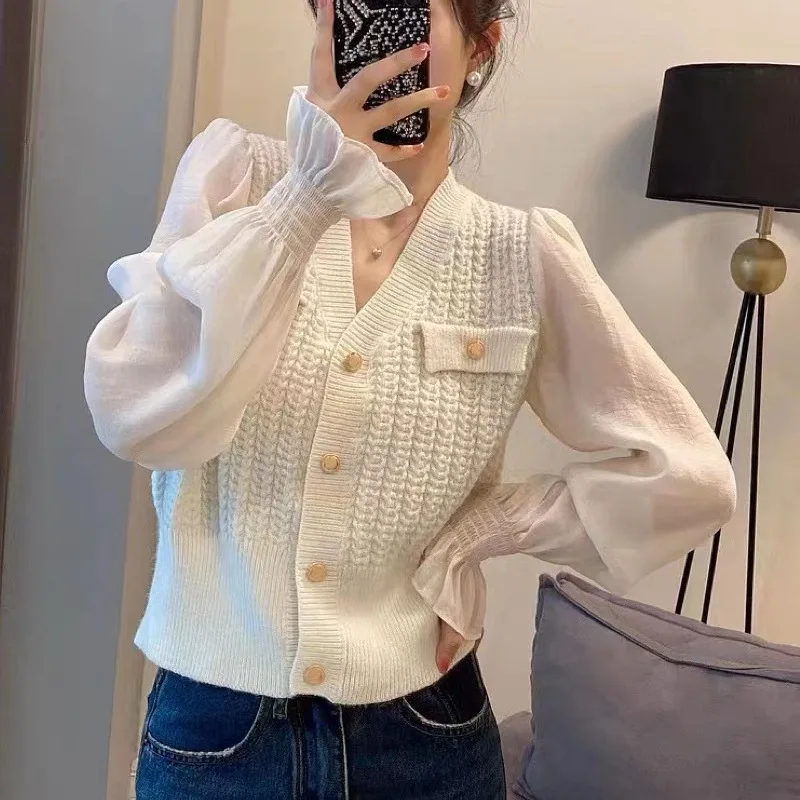 French V-neck Chiffon Sleeve Women Cardigan Chic Korea Version Fairy Soft Top Ruffle Spliced Knit Female Top Shirt
French V-neck Chiffon Sleeve Women Cardigan Chic Korea Version Fairy Soft Top Ruffle Spliced Knit Female Top Shirt