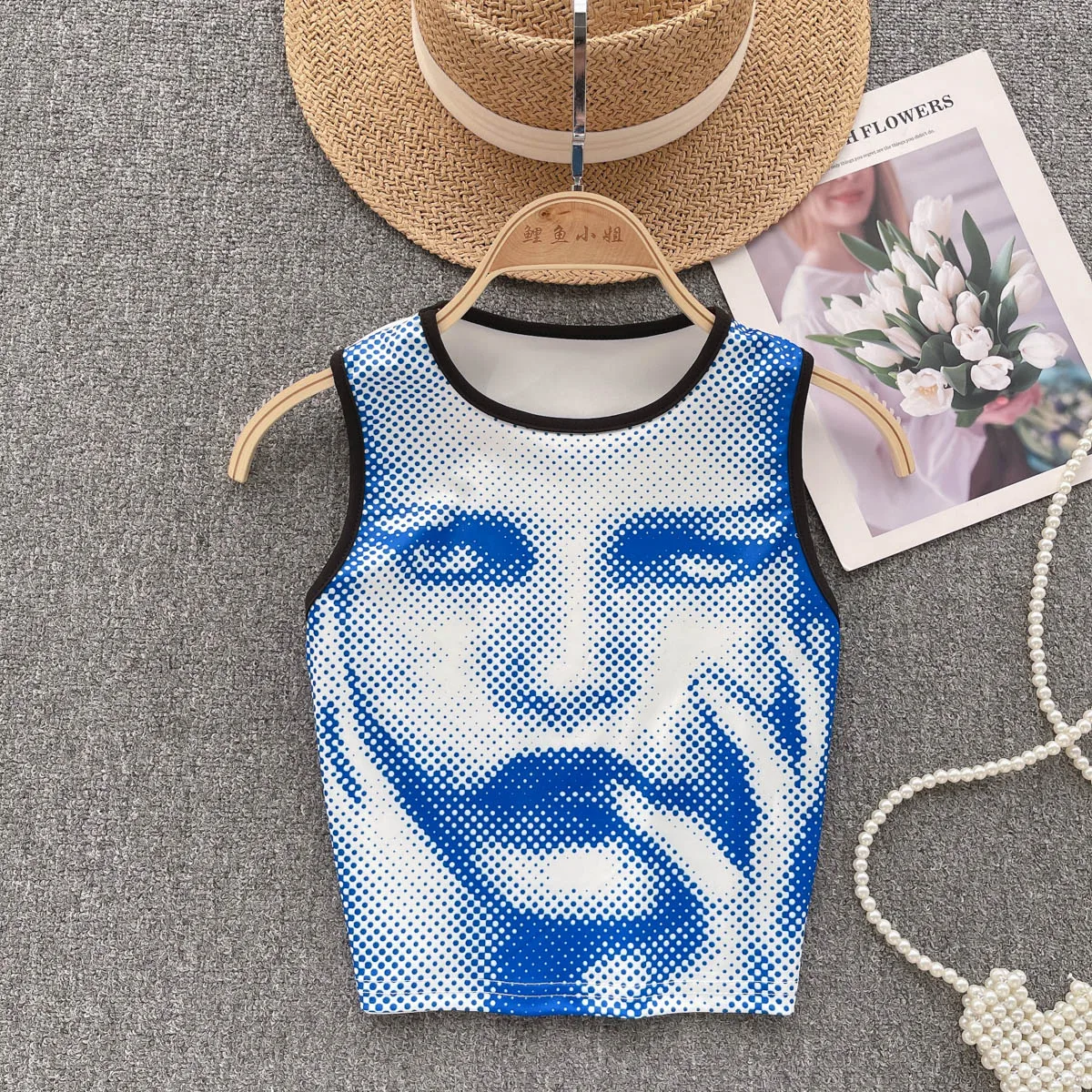 Spicy Girl Print Sling Tank Top Slim Fit Versatile Sleeve Sleeveless Knitted Crop Top for Summer Top
Spicy Girl Print Sling Tank Top Slim Fit Versatile Sleeve Sleeveless Knitted Crop Top for Summer Top
