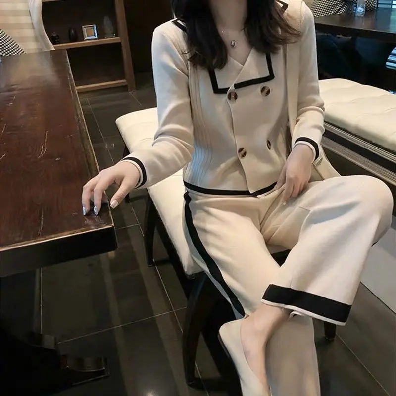 Autumn Woman Knitted Single Button Pullovers and Long Pants Female Slim Solid Basic Jumper and Soft Two Piece Outwear Suits G31
Autumn Woman Knitted Single Button Pullovers and Long Pants Female Slim Solid Basic Jumper and Soft Two Piece Outwear Suits G31