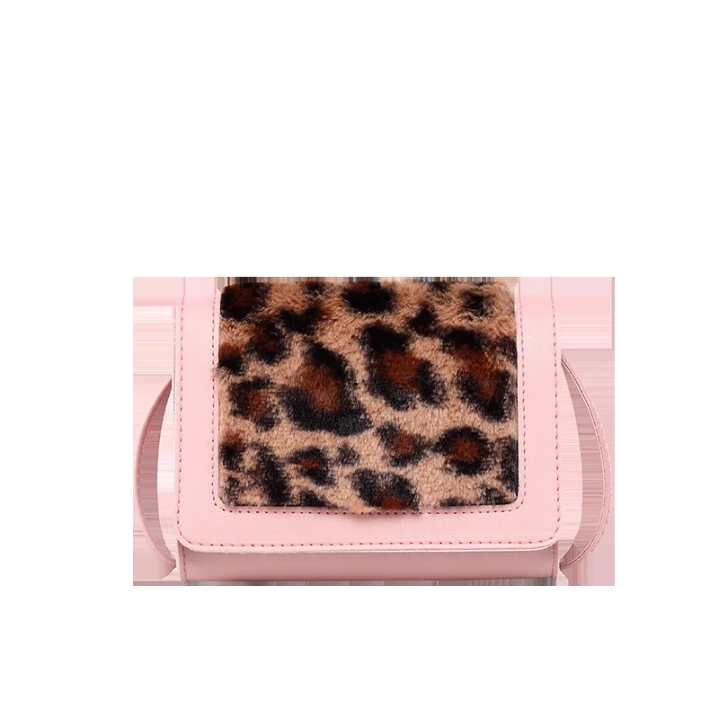 New Handle Bag Women Retro Handbag PU Leather Shoulder Totes Underarm Top Handle Bag Female Small Subaxillary Bags Clutch
New Handle Bag Women Retro Handbag PU Leather Shoulder Totes Underarm Top Handle Bag Female Small Subaxillary Bags Clutch