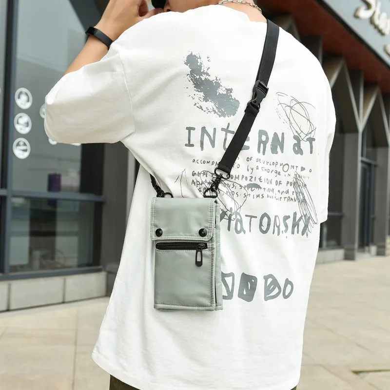 Summer New Men Mobile Phone Bag Nylon Waterproof Crossbody Bags Trendy Design Men Shoulder Bags 2023
Summer New Men Mobile Phone Bag Nylon Waterproof Crossbody Bags Trendy Design Men Shoulder Bags 2023