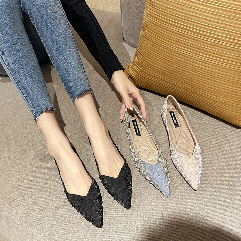 Female Flat Heel Shoes Pointed Toe Solid Color 31 32 33 44 45 46 Women Flats 2021 New Style Elegant Slipons Lady Shoes Summer
Female Flat Heel Shoes Pointed Toe Solid Color 31 32 33 44 45 46 Women Flats 2021 New Style Elegant Slipons Lady Shoes Summer