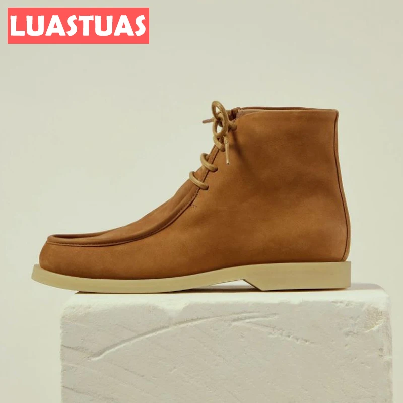 Новые женские ботильоны LuasTuas из натуральной кожи, популярная зимняя женская обувь, модная крутая женская повседневная обувь, размеры 34-40
Новые женские ботильоны LuasTuas из натуральной кожи, популярная зимняя женская обувь, модная крутая женская повседневная обувь, размеры 34-40