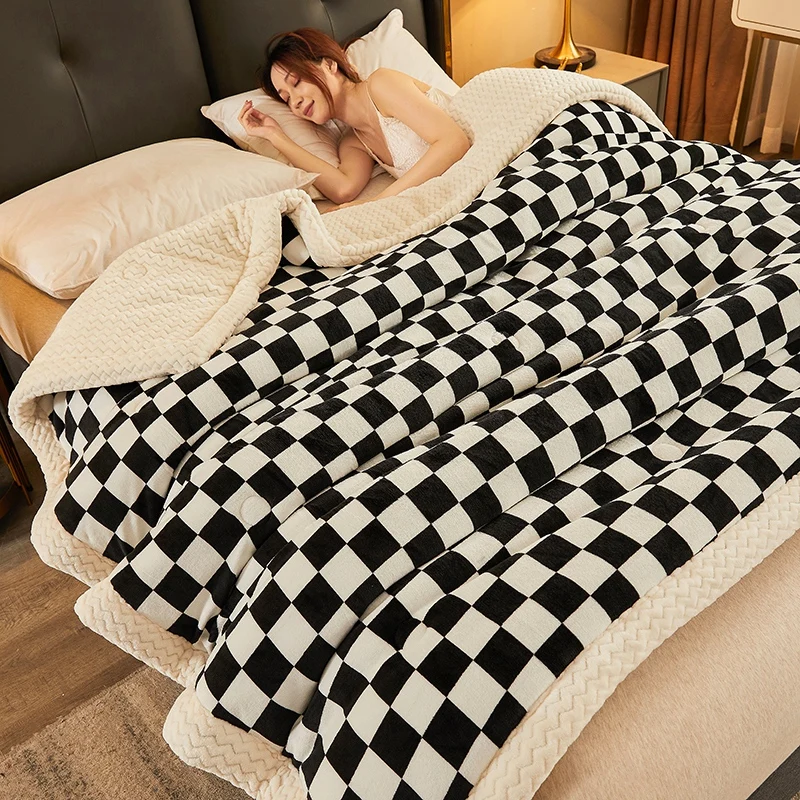Super Soft Warm Blanket Thermal Three-Layer Weighted Quilting Plaid Plush Bedspread Throw Blanket Fleece Bedcover Winter Blanket
Super Soft Warm Blanket Thermal Three-Layer Weighted Quilting Plaid Plush Bedspread Throw Blanket Fleece Bedcover Winter Blanket