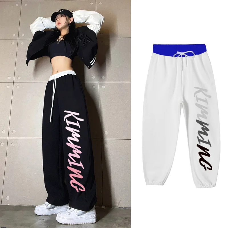 2023 New Wide Leg Women Sports Pants Elastic Waist Pants Women's Black Streetwear Letter Print Woman Trousers Summer Wear Pants
2023 New Wide Leg Women Sports Pants Elastic Waist Pants Women's Black Streetwear Letter Print Woman Trousers Summer Wear Pants