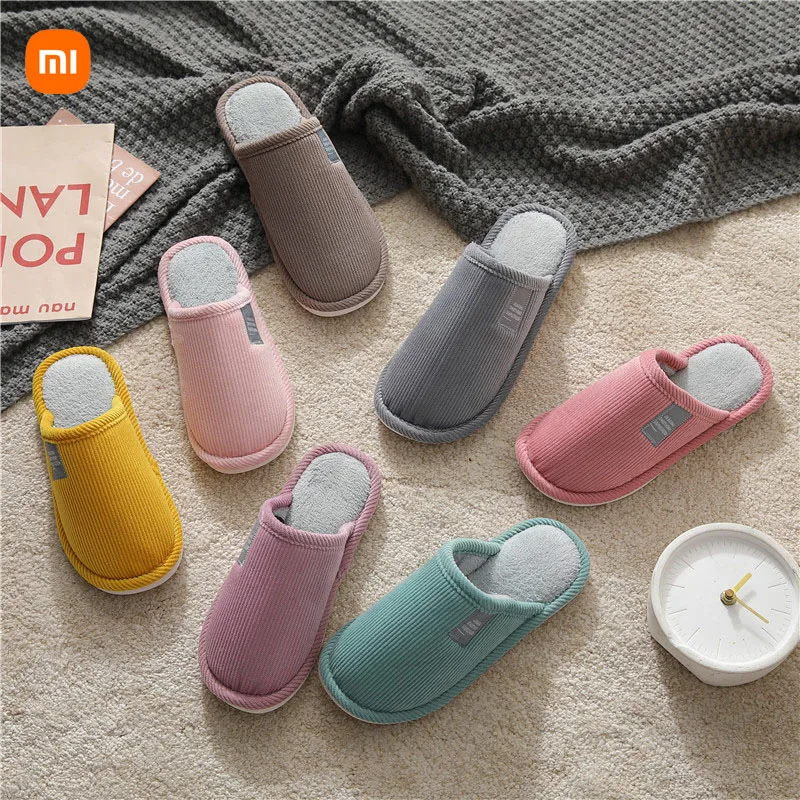 Зимние теплые хлопковые тапочки Xiaomi для женщин и мужчин, домашняя обувь, простые Нескользящие домашние тапочки, шлепанцы из вельвета для па...
Зимние теплые хлопковые тапочки Xiaomi для женщин и мужчин, домашняя обувь, простые Нескользящие домашние тапочки, шлепанцы из вельвета для па...