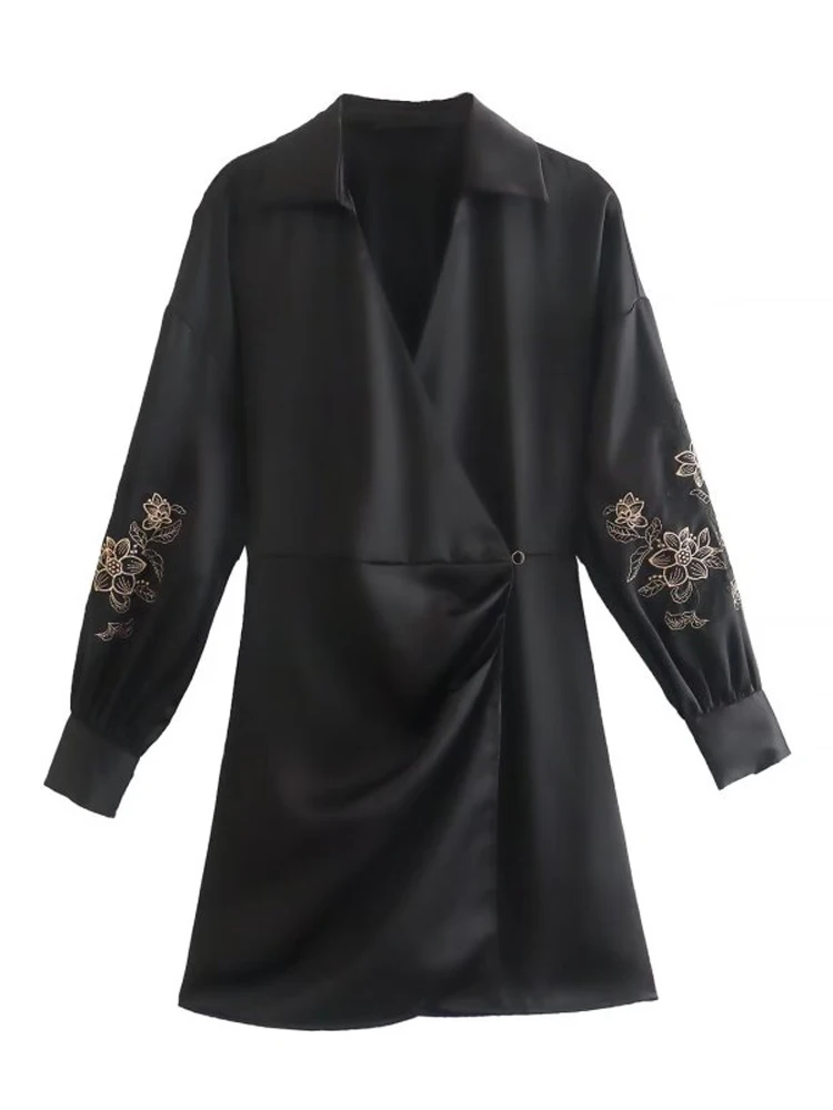Embroidery Floral Satin Mini Dress 2022 All season Women V-Neck Long Sleeve Female Elegant Street Dresses Clothing 
Embroidery Floral Satin Mini Dress 2022 All season Women V-Neck Long Sleeve Female Elegant Street Dresses Clothing