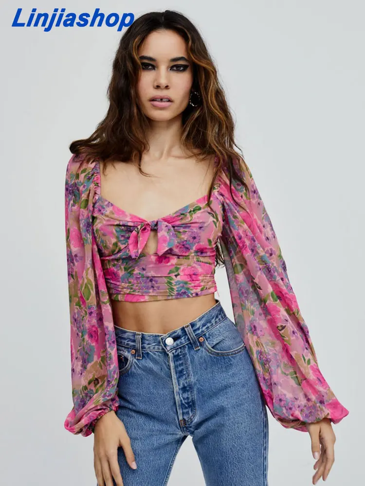 Women fashion floral print camis vintage square collar short crop top female summer tank tops blusas chic tops
Women fashion floral print camis vintage square collar short crop top female summer tank tops blusas chic tops