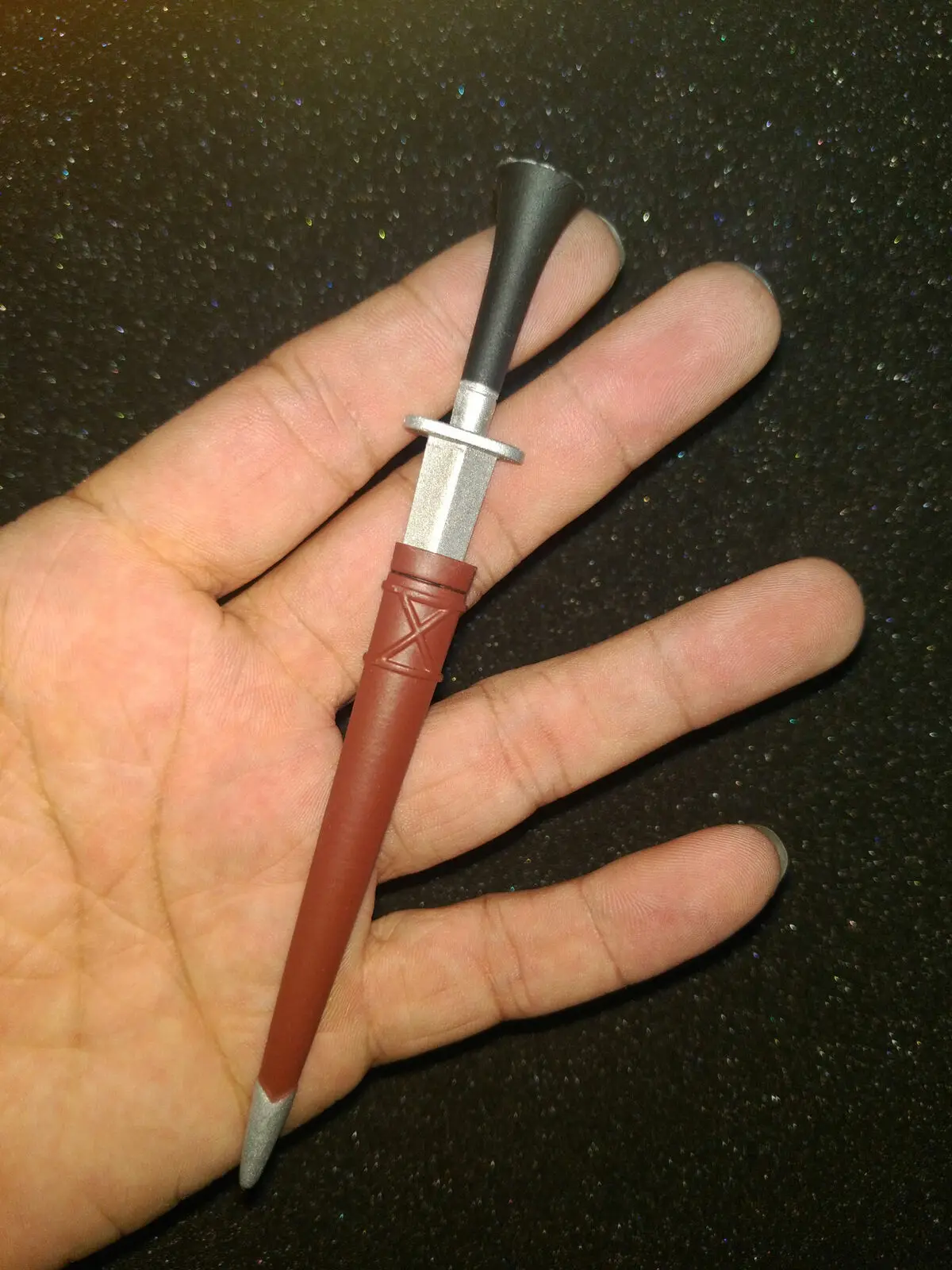 Женский волшебник ONLY GIRL LG01 1/6, модель короткого меча 3 Hiri для 12 дюймов
Женский волшебник ONLY GIRL LG01 1/6, модель короткого меча 3 Hiri для 12 дюймов