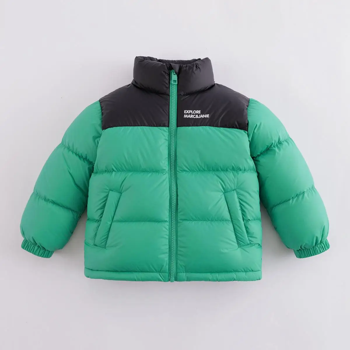 (Three Proof Fabric and Graphene Thermal Storage) marc&janie Boys Girls' Winter Ultra Light Thermal Down Jacket 221021
(Three Proof Fabric and Graphene Thermal Storage) marc&janie Boys Girls' Winter Ultra Light Thermal Down Jacket 221021