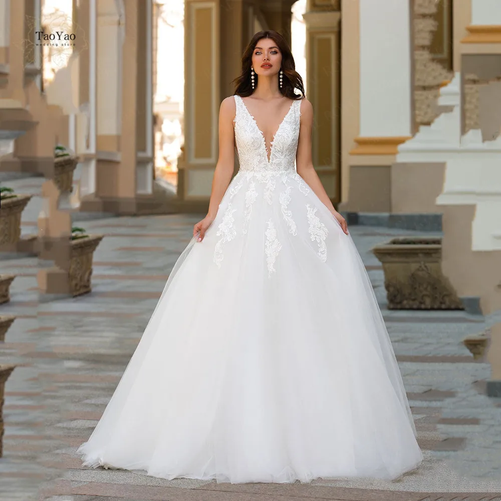 Ablaze V-Neck Wedding Dresses Dreamlike A Line Bridal Gown Backless Lace Sleeveless Dress Vestido De Novia Robes De Soirée
Ablaze V-Neck Wedding Dresses Dreamlike A Line Bridal Gown Backless Lace Sleeveless Dress Vestido De Novia Robes De Soirée
