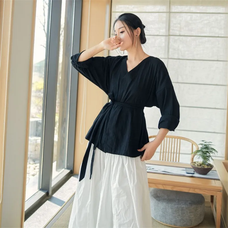 Spring Autumn Women's Casual Cotton Linen Top Soft Solid Simple Gentle Tea Coat Chinese Style Bandage Cardigan
Spring Autumn Women's Casual Cotton Linen Top Soft Solid Simple Gentle Tea Coat Chinese Style Bandage Cardigan