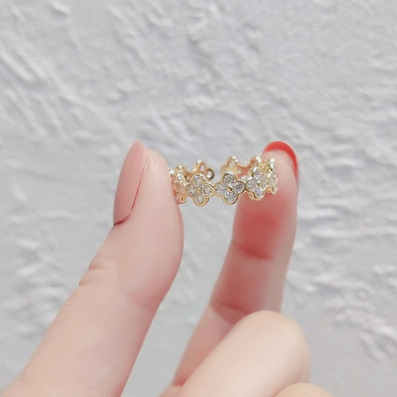 Rundraw Fashion Womens Clover Small Flower Zircon Gold Plated Rings For Fine Small Copper Female Finger Ring Party Jewelry Band
Rundraw Fashion Womens Clover Small Flower Zircon Gold Plated Rings For Fine Small Copper Female Finger Ring Party Jewelry Band