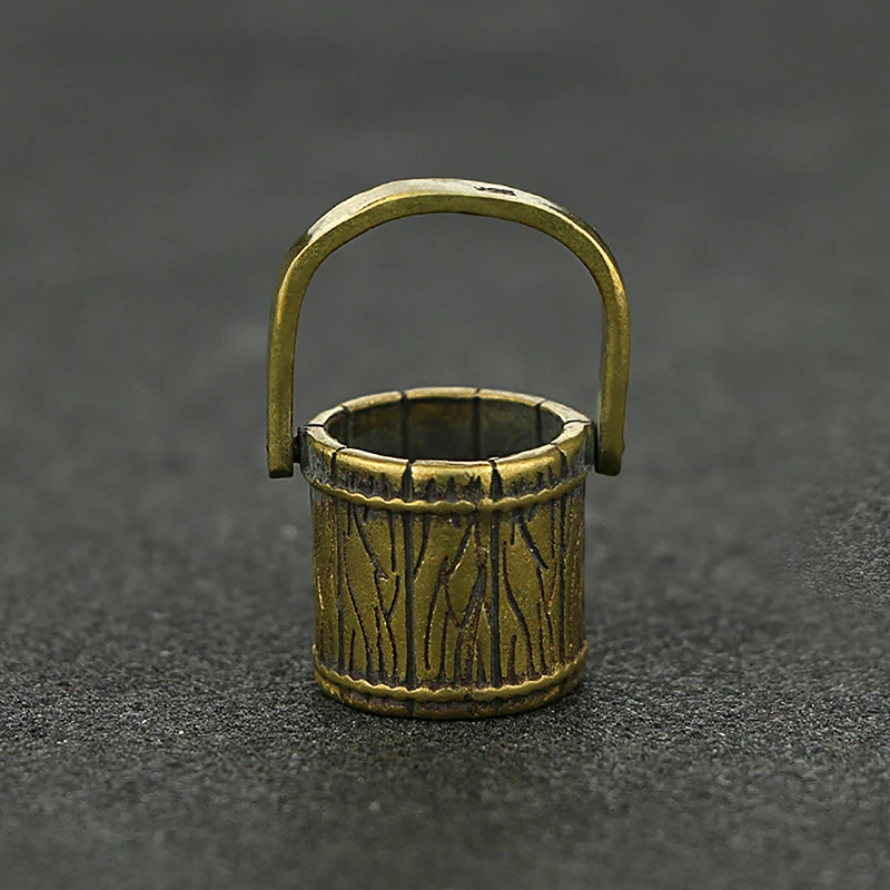 Винтажный медный мини брелок-ведро, подвесные ювелирные изделия, латунные переносные бочки, автомобильный брелок, кольцо, подвески, безделушки, брелки на удачу
Винтажный медный мини брелок-ведро, подвесные ювелирные изделия, латунные переносные бочки, автомобильный брелок, кольцо, подвески, безделушки, брелки на удачу