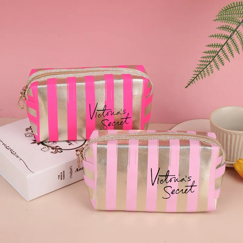 Women Laser Cosmetic Storage Bags Waterproof PVC Make Up Pouch Stripe Handbag Portable Toiletry Travel Organizer Large Capacity
Women Laser Cosmetic Storage Bags Waterproof PVC Make Up Pouch Stripe Handbag Portable Toiletry Travel Organizer Large Capacity