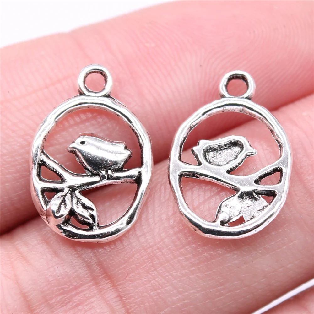 300pcs 18x12mm Little Bird Charms Wholesale Antique Silver Color For DIY Jewelry Making Zinc Alloy Charms Jewelry Findings
300pcs 18x12mm Little Bird Charms Wholesale Antique Silver Color For DIY Jewelry Making Zinc Alloy Charms Jewelry Findings